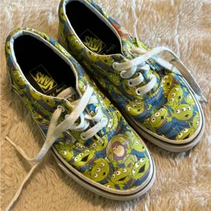 Vans Disney Toy Story Alien Print Sneakers size kids 2
